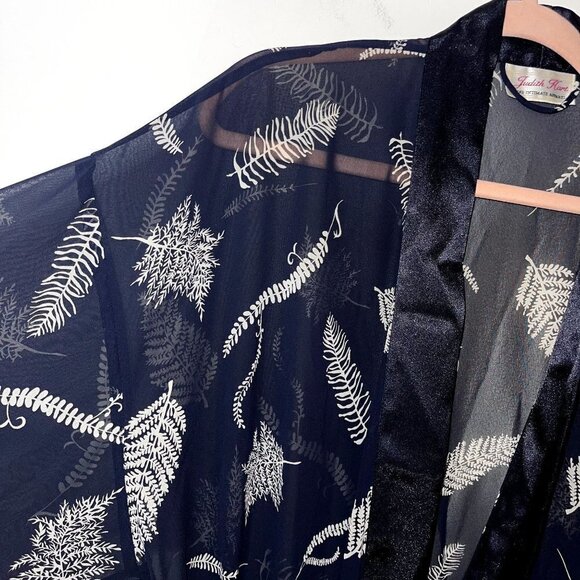 Judith Hart Intimates Robe Size Large Navy Matching Belt Fern Print Sheer - Picture 7 of 10